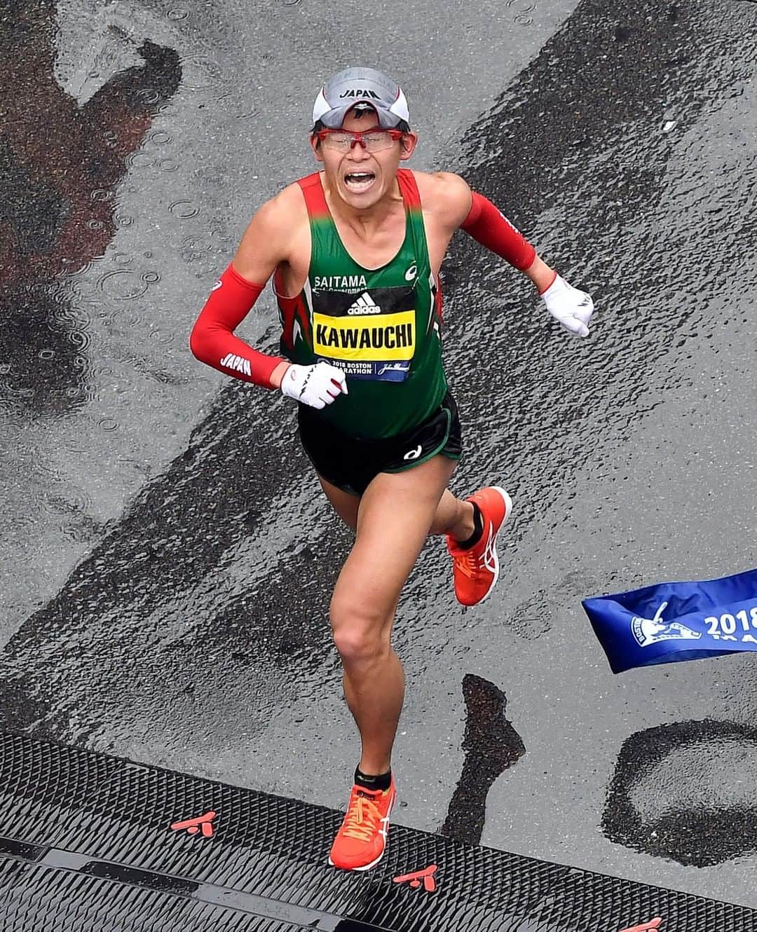 オリンピックチャンネルさんのインスタグラム写真 - (オリンピックチャンネルInstagram)「Yuki Kawauchi shocked the world by winning the 2018 @BostonMarathon. As he prepares to defend the biggest title of his career, he says he's feeling "extreme pressure".⁣ ⁣ Hit the link in Bio to watch the full interview! #Boston2019」4月12日 19時43分 - olympicchannel_x