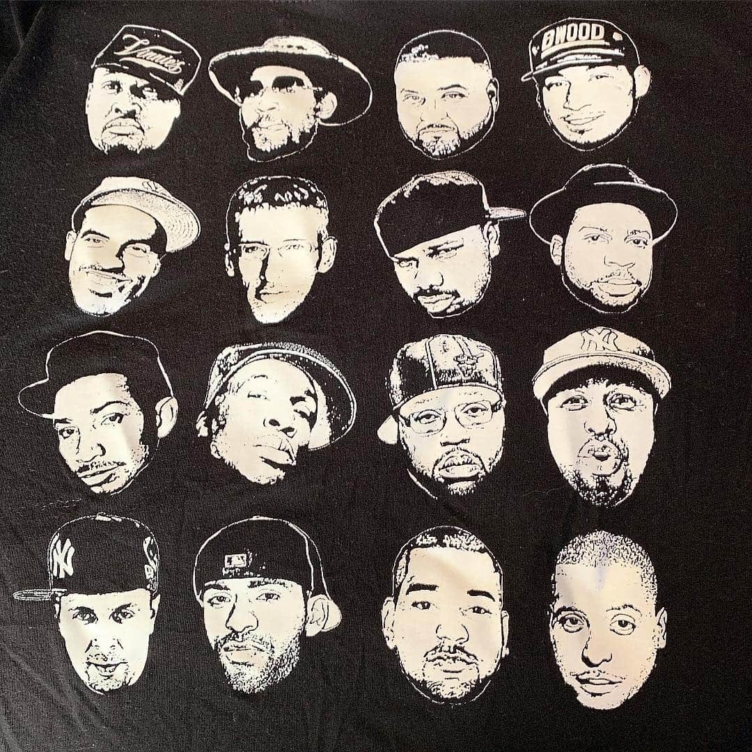 DJ Selfさんのインスタグラム写真 - (DJ SelfInstagram)「So blessed to be apart of the legends list of DJs this is part 1 so please relax if your fav legend DJs isn’t here there is a part two and three  Can you name the DJs that’s here?????」4月13日 5時55分 - djself