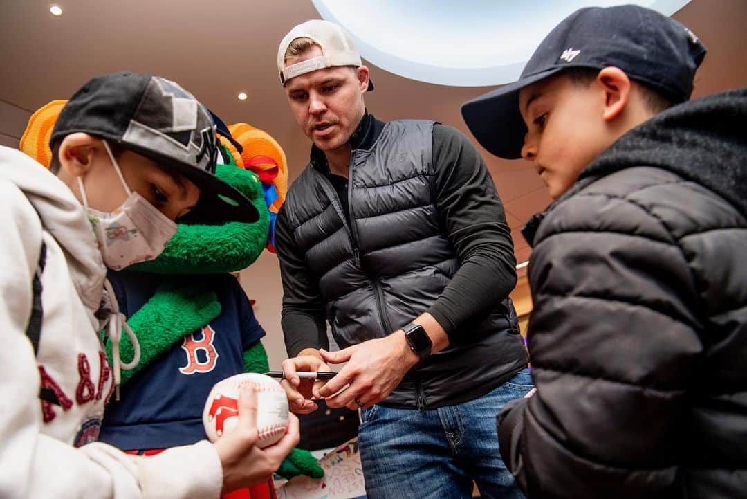 ボストン・レッドソックスさんのインスタグラム写真 - (ボストン・レッドソックスInstagram)「We ❤️ @thejimmyfund」4月13日 6時46分 - redsox