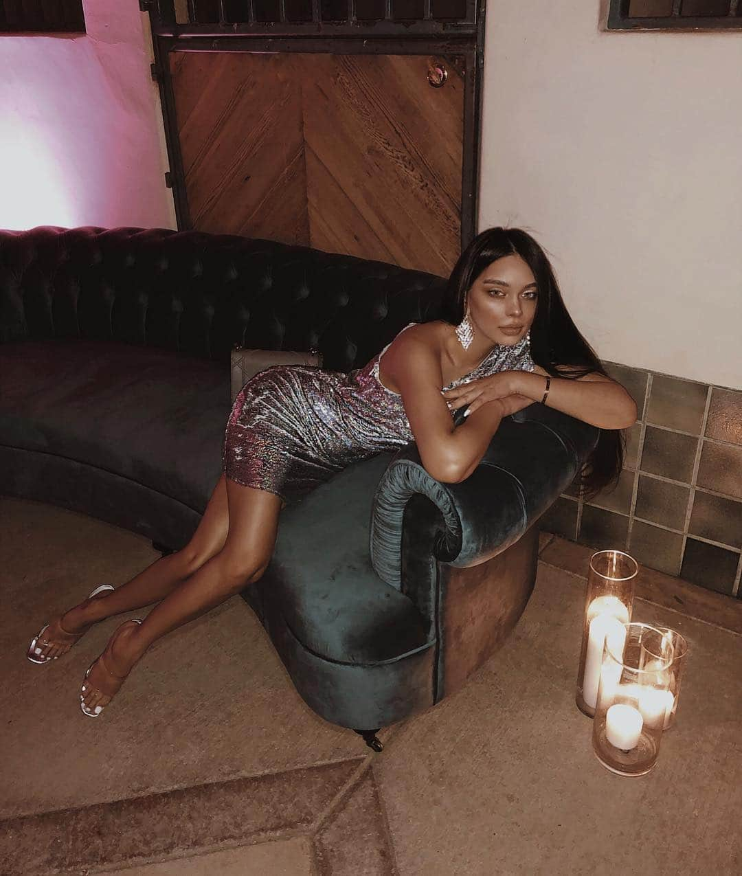 JANICE JOOSTEMAさんのインスタグラム写真 - (JANICE JOOSTEMAInstagram)「Last night’s welcome party was glitzy 💕@revolve @fwrd @iroparis  http://liketk.it/2B7kY #liketkit @liketoknow.it #revolvefestival #revolvearoundtheworld」4月13日 6時49分 - janicejoostemaa