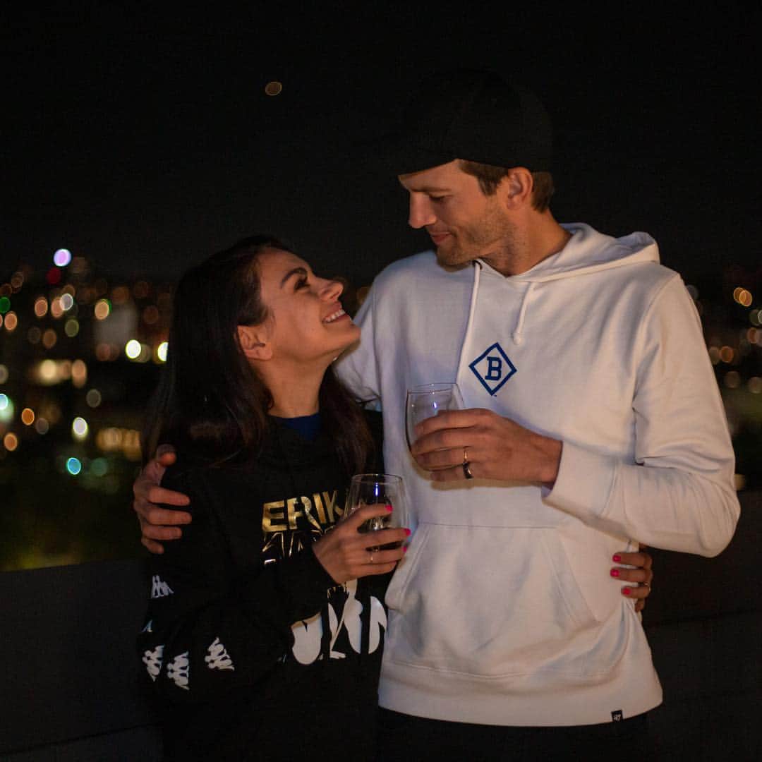 アシュトン・カッチャーのインスタグラム：「My love and I gave @datenightvip a trial run. I think you are in for something special! We have a few openings tonight and tomorrow night in LA. Link in bio.」