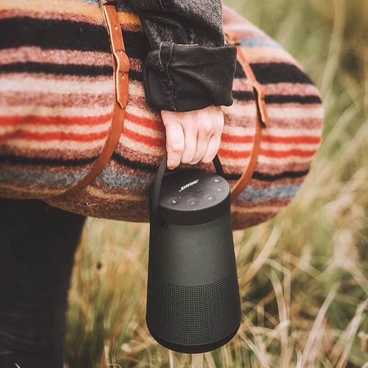 BOSEさんのインスタグラム写真 - (BOSEInstagram)「#NewMusicFriday! What’s your favorite new track that you’d listen to anywhere right now?⬇🎵 #FridayFeels Tap to shop #SoundLink Revolve+ . . 📸: @declanblackall」4月12日 22時04分 - bose