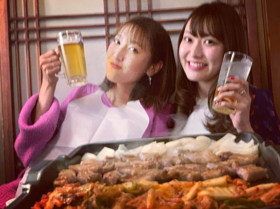 小澤陽子さんのインスタグラム写真 - (小澤陽子Instagram)「in private❁  脱力 女子会👓💋🎀💕 食べて飲んで話して笑って… ５時間あっという間🥺  本日、久々の放送！まもなく。 ぜひご覧くださいっ👓💛 . . #写真から伝わる私たちの自由感 #番組内で見たことある人もいますか？ #脱力女子会 #と思ったら #行こう行こう言っているうちに #今脱力に残ってるの私だけ(笑) #普段番組を支えてくれてる宝たち💎 #色んな報告もあり #気持ちが忙しくて疲れた😂💕笑 #ゆんちゃんちの韓国料理 #美味しすぎた〜🤤 #全力脱力タイムズ #DNN」4月12日 22時11分 - yoko.ozawa729