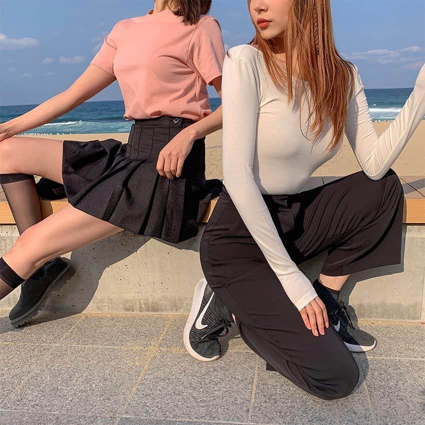 Chuuさんのインスタグラム写真 - (ChuuInstagram)「Pick you favorite style? 1-2-3-4-5-6-7-8-9 or 10? #chuuseoul @adan_seoul」4月12日 22時17分 - chuu_official