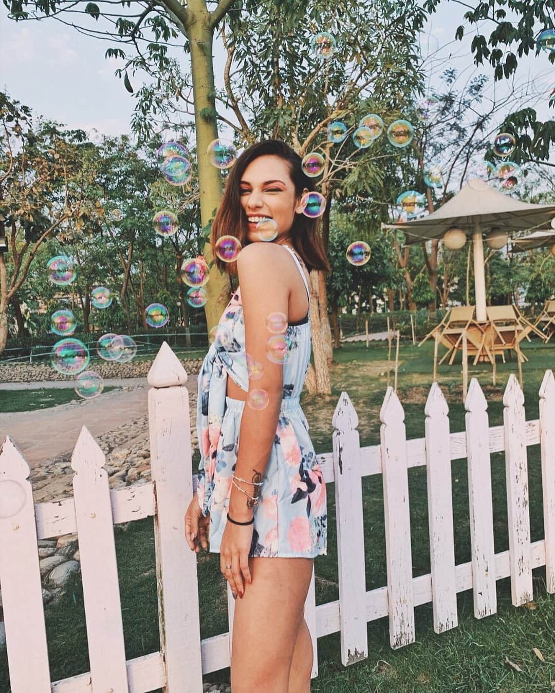 SHEINさんのインスタグラム写真 - (SHEINInstagram)「Light hearted spring outings💃 @jazzzyy.x 🔍Search:521810 🔗Link in bio. #SHEIN #SHEINgals  #SHEINstyle #floral #romper」4月12日 22時17分 - sheinofficial