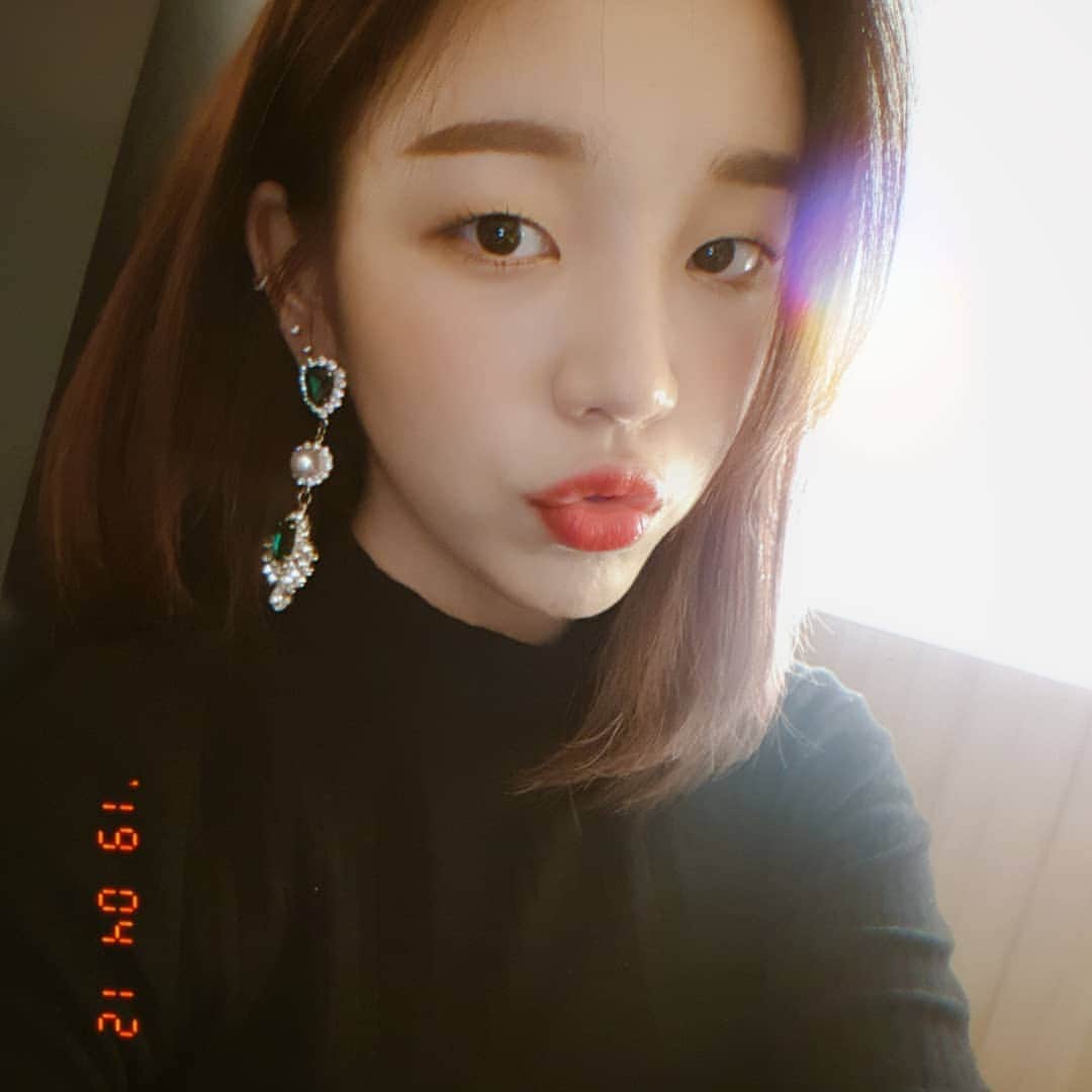 ペク・アヨンのインスタグラム：「👄」