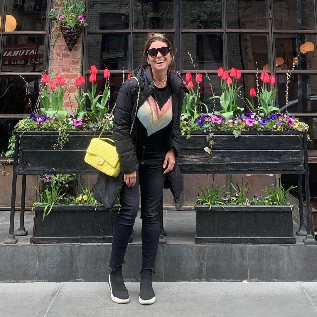 Giovanna Antonelliのインスタグラム：「Bem primavera por aqui....🌸🌷🌷🌺🌸🌷🌷🌷🌼🌸🌷🌷coisa linda!!!!!」