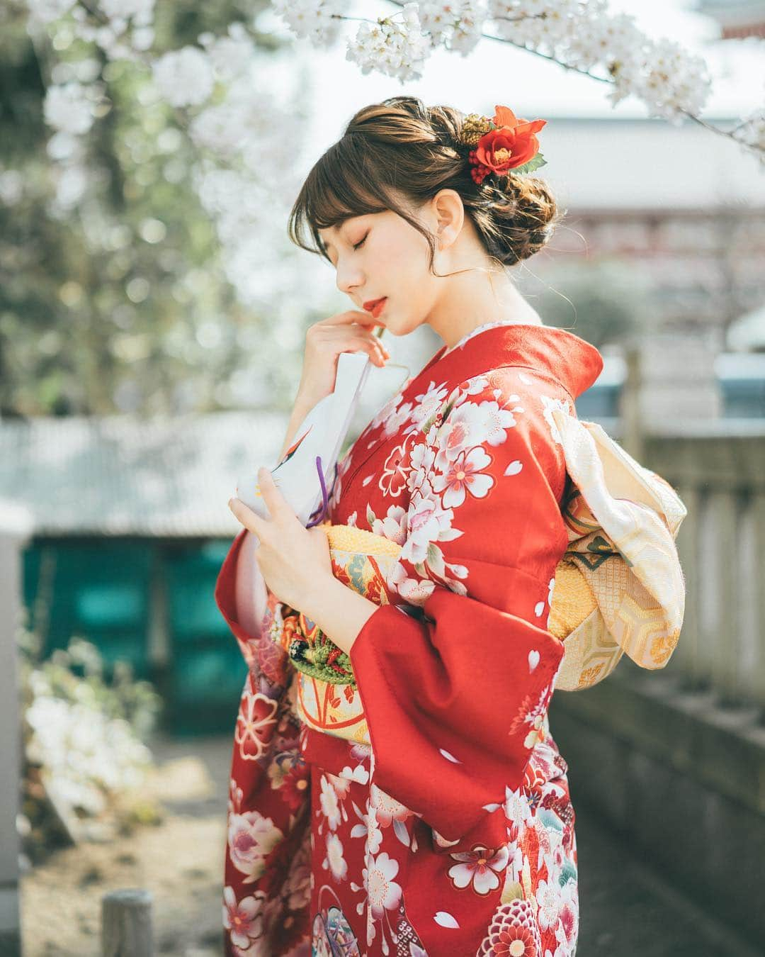 王依君さんのインスタグラム写真 - (王依君Instagram)「｜浅草寺 樱花前｜#着物 #桜🌸」4月12日 23時13分 - sandystrawberry_