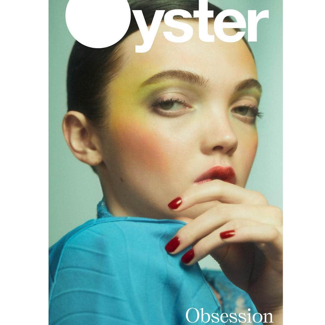 Olivia Maloneさんのインスタグラム写真 - (Olivia MaloneInstagram)「New @oystermagazine #116 cover story with @buildabrat styled by @annakatsanis makeup @yumilee_mua hair @sabrinaszinay nails @erihandanail」4月12日 23時44分 - oliviamalone