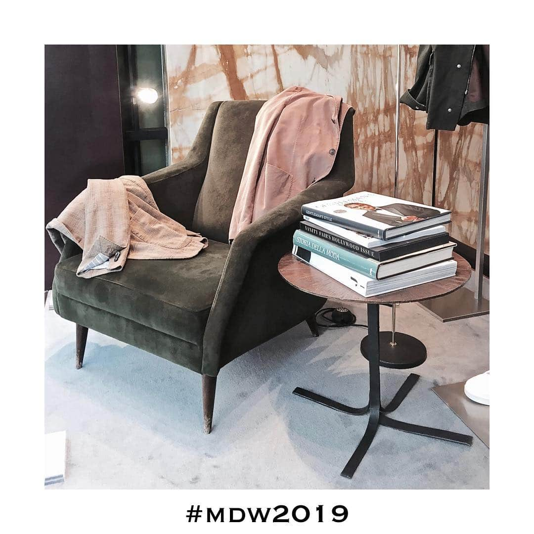 ボリオリさんのインスタグラム写真 - (ボリオリInstagram)「Contemporary #design meets italian #sartorial expertise. #Boglioli at #FuoriSalone 2019. #MDW #MilanoDesignWeek」4月12日 23時56分 - boglioliofficial