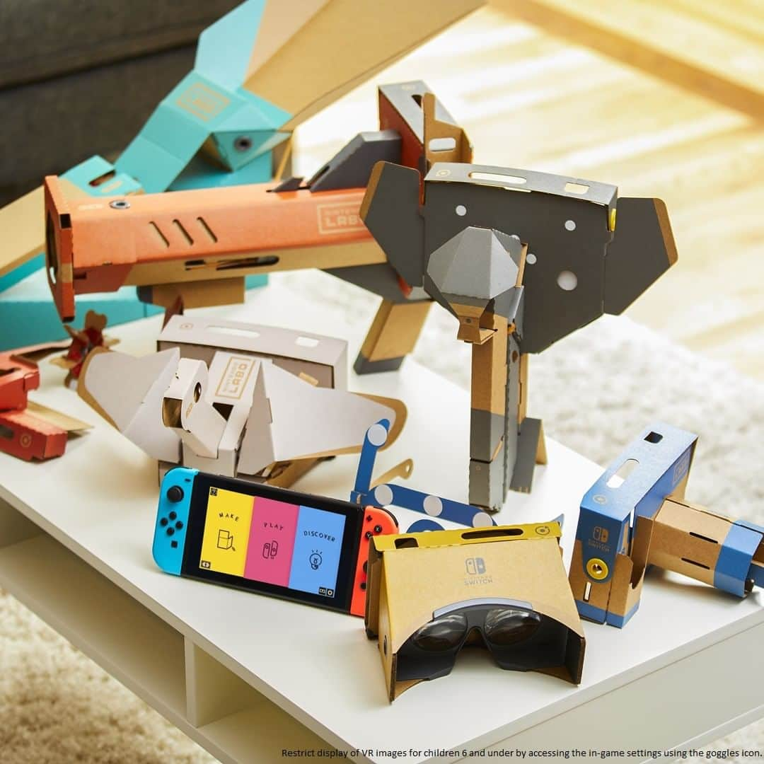 任天堂アメリカさんのインスタグラム写真 - (任天堂アメリカInstagram)「#NintendoLabo: VR Kit is now available for #NintendoSwitch! Build new Toy-Con with family & friends, and experience fun, bite-sized experiences in simple, family-friendly VR!」4月13日 0時00分 - nintendoamerica