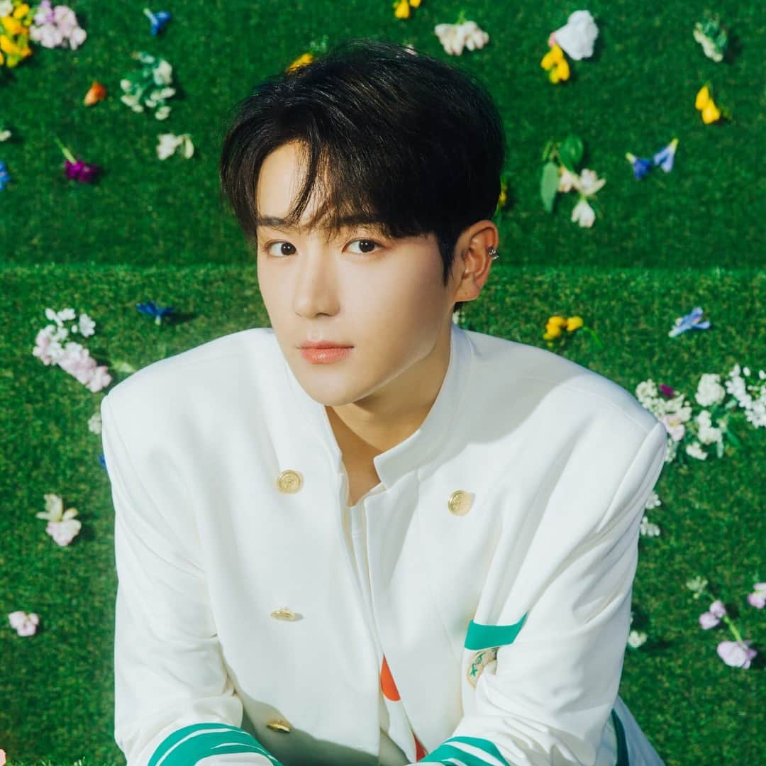 THE BOYZさんのインスタグラム写真 - (THE BOYZInstagram)「THE BOYZ 2nd Single Album [Bloom Bloom] Concept Photo HYUNJAE  2019.04.29. 6PM Release  #THEBOYZ #더보이즈 #BloomBloom #HYUNJAE #현재」4月13日 0時06分 - official_theboyz