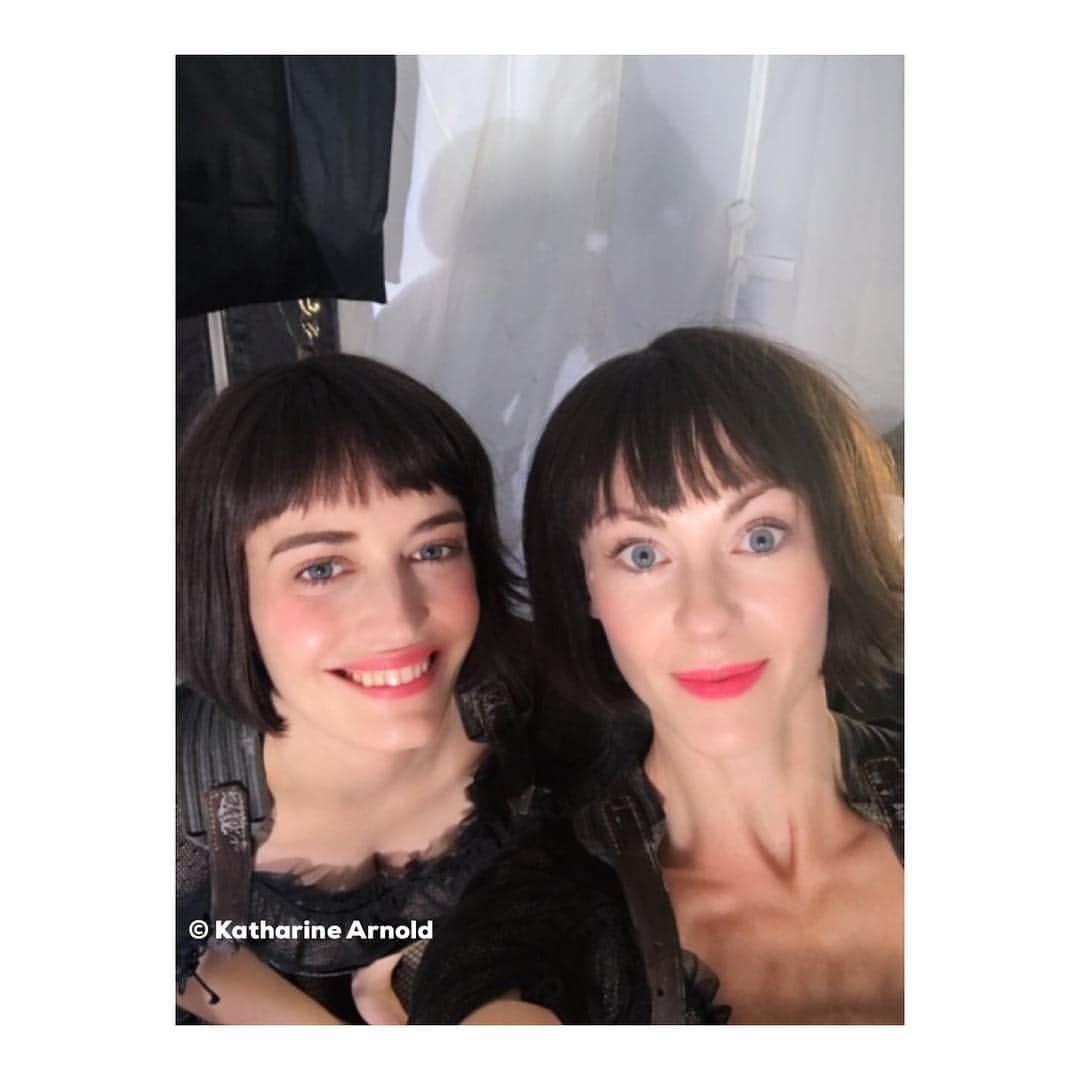 エヴァ・グリーンさんのインスタグラム写真 - (エヴァ・グリーンInstagram)「"Eva has an incredible work ethic and determination, so even though she was afraid of heights and swinging at first, she forced herself to overcome it. We trained sensibly and bit by bit, so she had time to adjust. Eva is also an actress who can completely embody her character so I think that once she was Colette, she became a brilliant trapeze artist, and not Eva the actress who doesn’t like heights much." - Katharine Arnold on working with Eva Green  Read our exclusive interview with Katharine as she talks about her career, working on #Dumbo and training #EvaGreen at the LINK IN BIO.  DUMBO is still showing in theatres everywhere 🐘🎪」4月13日 0時08分 - evagreenweb