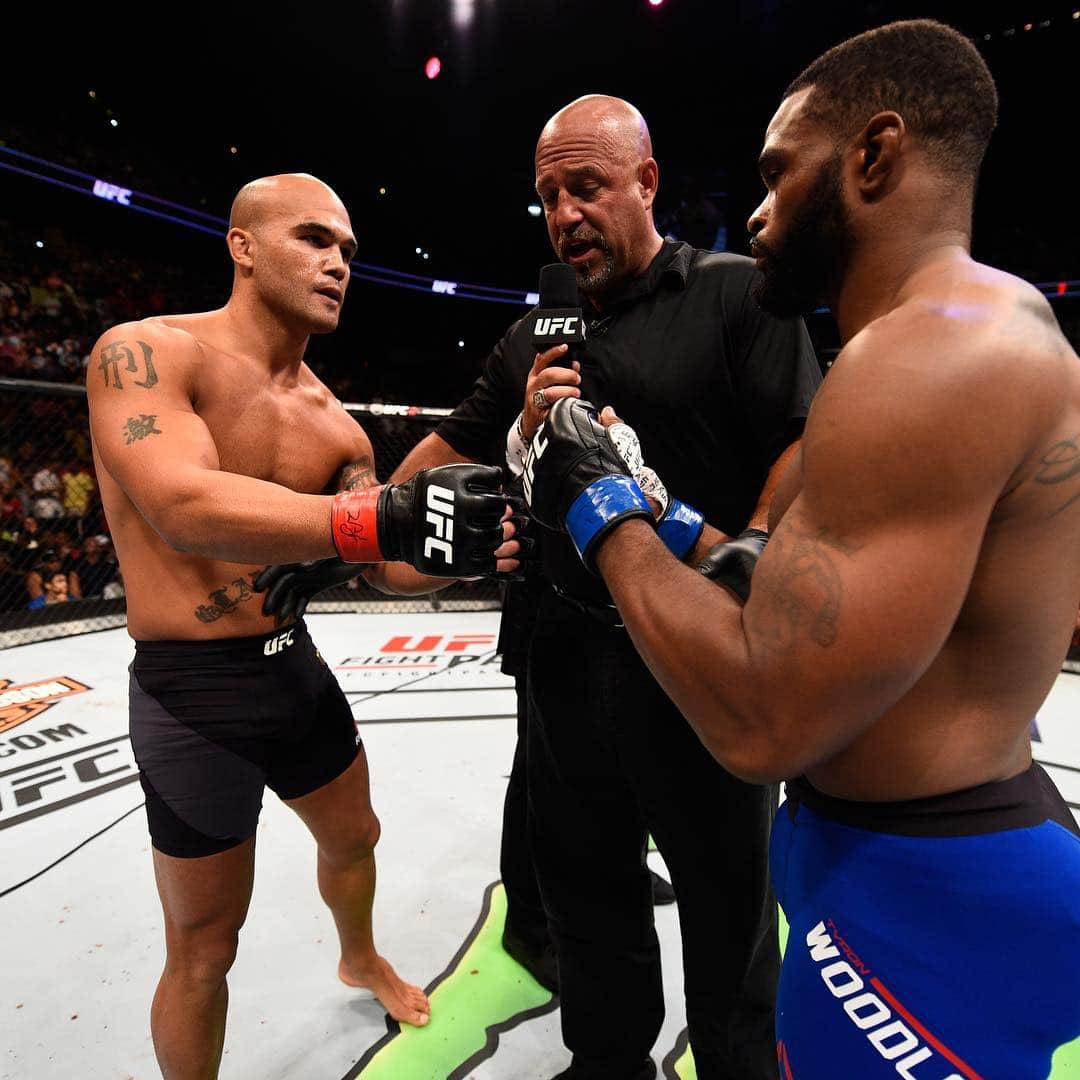 UFCさんのインスタグラム写真 - (UFCInstagram)「What better place to announce the rematch!? @TWooodley & @Ruthless_RL run back their ATL matchup at #UFCMinneapolis」4月13日 1時21分 - ufc