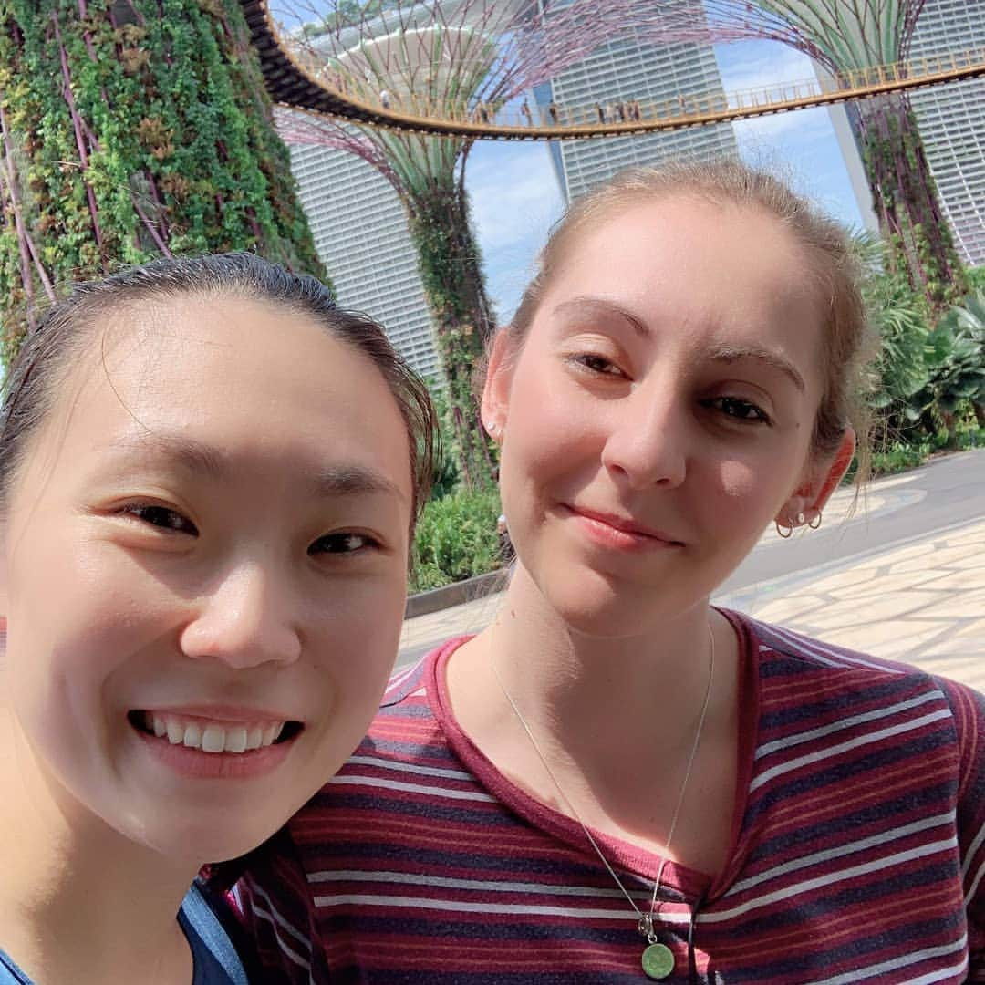 カースティ・ギルモアさんのインスタグラム写真 - (カースティ・ギルモアInstagram)「I didn't manage to play to the best of my ability this week. Still thinking about things to work on. Luckily Singapore is cool AF so I mixed a bit of training with seeing the sights. Filmed some fun stuff with BWF too. Keep an eye out on Tuesday 👀 @beiwen0712 @gronyasomerville • • • • •  #singapore #gardensbythebay #marinabaysands #nature #sightseeing #badminton #scotland #usa #australia」4月13日 1時34分 - kirstygilmourr