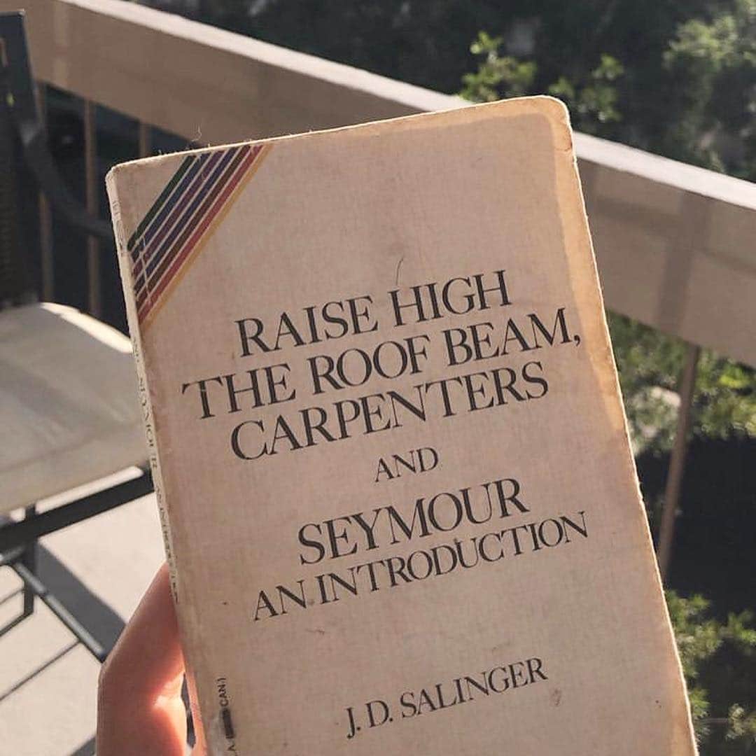 キャサリン・C・ヒューズのインスタグラム：「some of the books I’ve read and really enjoyed so far in 2019. Last time I did this I got so many great recommendations. HIT ME.」