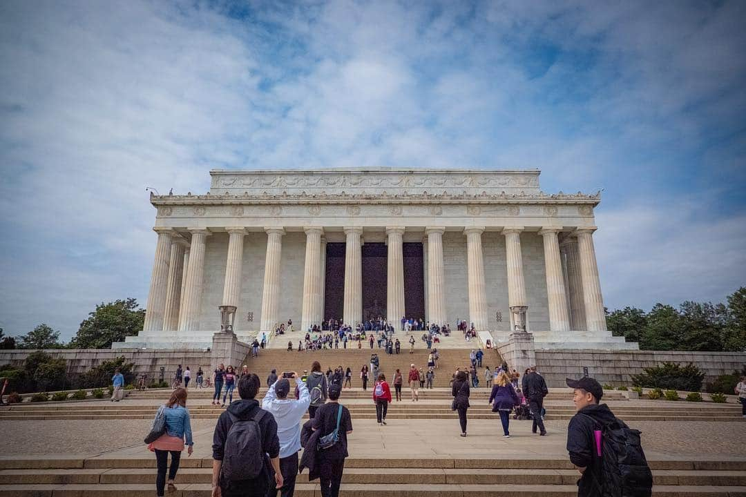 ミスラ・ジン さんのインスタグラム写真 - (ミスラ・ジン Instagram)「워싱턴 둘러보기 #washingtondc #washingtonmonument #lincolnmemorial」4月13日 4時41分 - realmithrajin