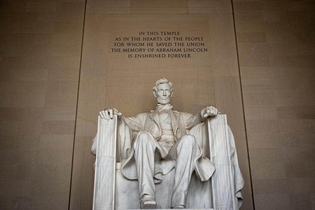 ミスラ・ジン さんのインスタグラム写真 - (ミスラ・ジン Instagram)「워싱턴 둘러보기 #washingtondc #washingtonmonument #lincolnmemorial」4月13日 4時41分 - realmithrajin