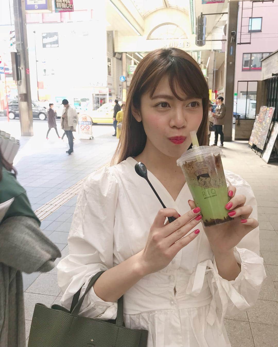 吉田晴香のグルメインスタ