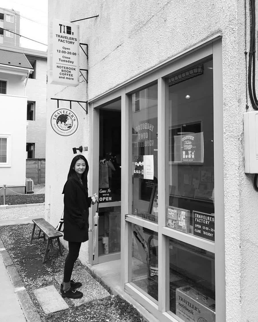 ペ・ヌリさんのインスタグラム写真 - (ペ・ヌリInstagram)「이 가게. 또다른 곳으로 여행하고싶게하네」4月13日 14時55分 - baenul