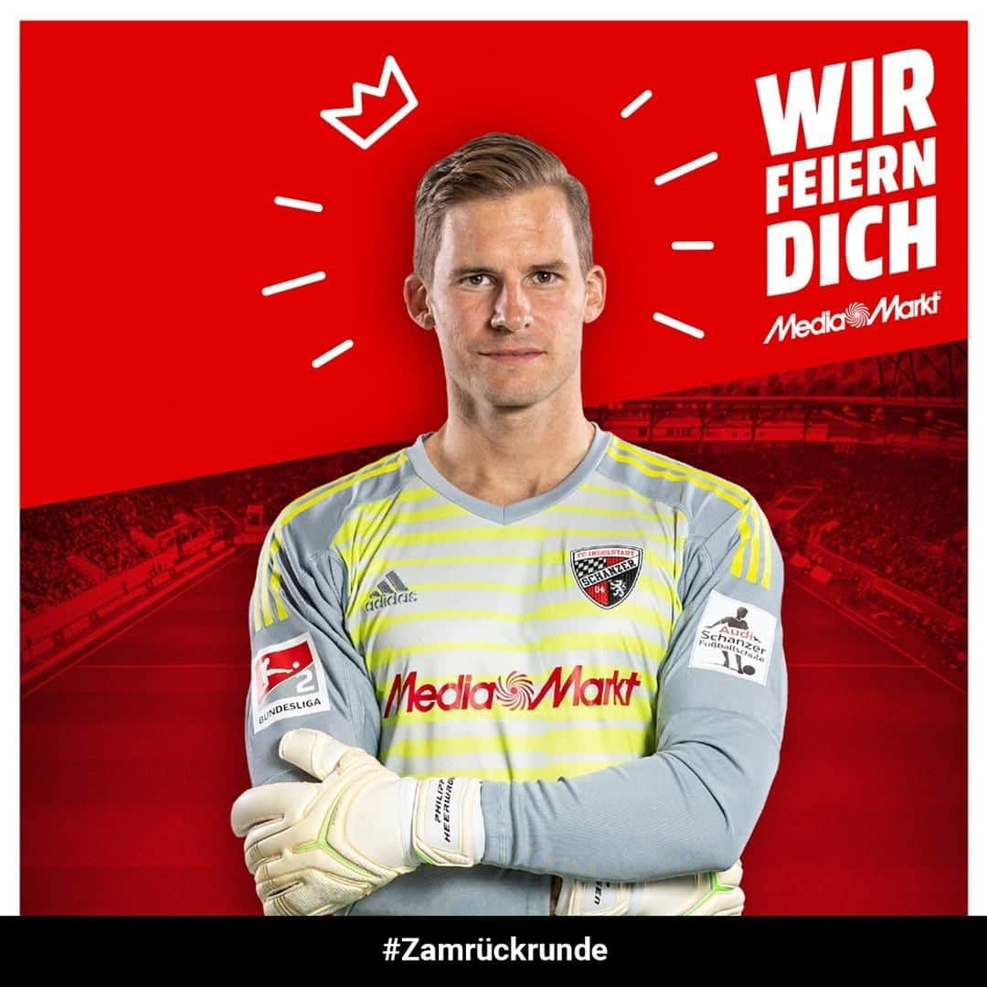 FCインゴルシュタット04さんのインスタグラム写真 - (FCインゴルシュタット04Instagram)「ALLES GUTE, Philipp #Heerwagen 👏😍🎉 Unser Torwart feiert heute seinen 36. Geburtstag 🎂🎁 @mediamarkt_deutschland und alle #Schanzer gratulieren dir von Herzen, @philippheerwagen‼️🖤❤️ #Happybirthday #hauptsacheihrhabtspass #spassfussball #birthday」4月13日 16時00分 - dieschanzer