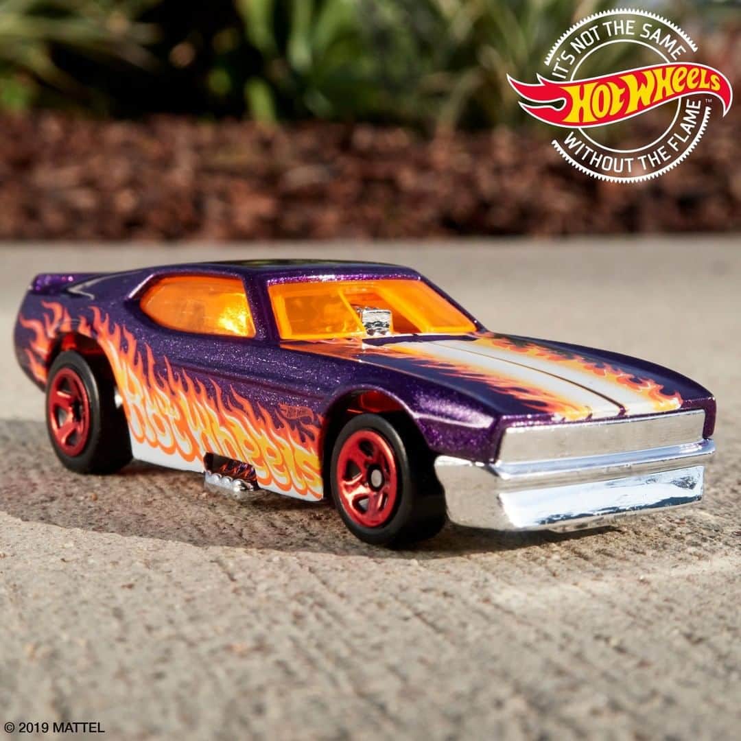 Hot Wheelsさんのインスタグラム写真 - (Hot WheelsInstagram)「Ain’t nothin’ funny about the ’71 Mustang Funny Car when it’s all flamed-out. 🔥 🔥 Add this die-cast from HW FLAMES™ mini-collection. #HotWheels #Ford . . . . #HotWheelsCollector #diecast #diecastcollector #hotwheelspics」4月13日 7時30分 - hotwheelsofficial