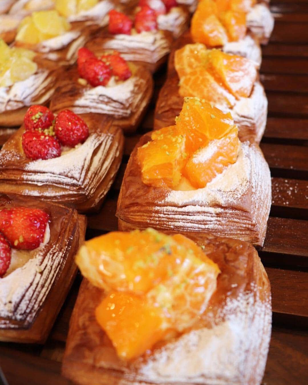 丘の上のパン屋 のグルメインスタ