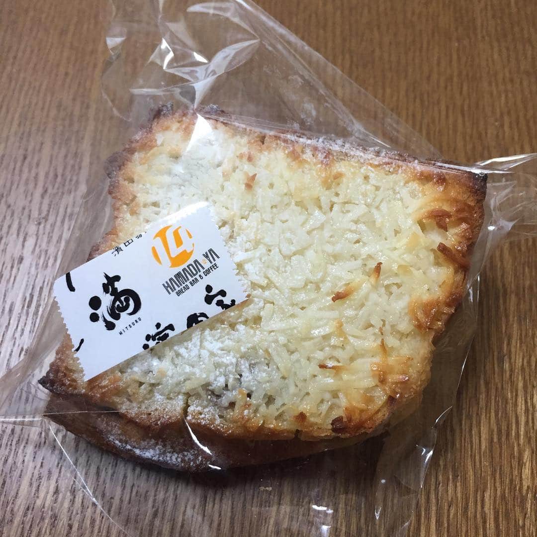 村田諒太さんのインスタグラム写真 - (村田諒太Instagram)「満のパン美味しくなった気がする 食べる時の体調によったりするのだろうが、パンとコーヒーって幸せ #パン」4月13日 10時16分 - ryota_murata_official