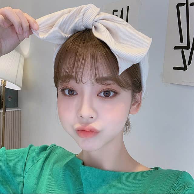 Chuuのインスタグラム：「날씨 조하!! 기분 조하!! 즐주💚🍏#chuuseoul」