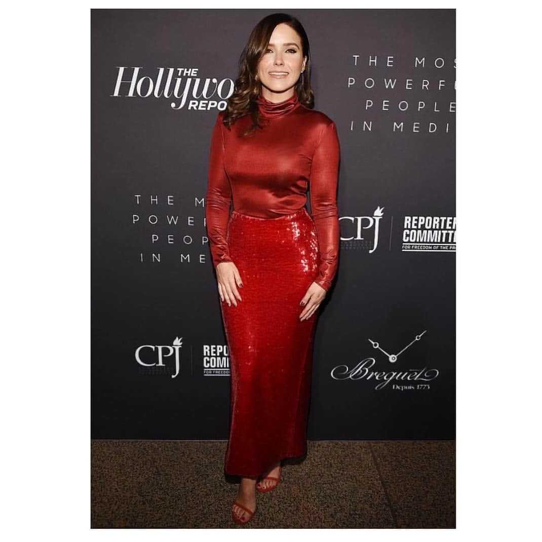 ソフィア・ブッシュさんのインスタグラム写真 - (ソフィア・ブッシュInstagram)「#AboutLastNight ♥️ with The @hollywoodreporter, honoring powerhouses in media and the sacred nature of journalism. Telling the truth to the world, investigative reporting, and fighting for transparency is of paramount importance. Thank you to all the reporters around the world fighting to get the truth out there, and reminding us of both who we are, and who we can be. #Journalism #Media #THR」4月13日 11時08分 - sophiabush