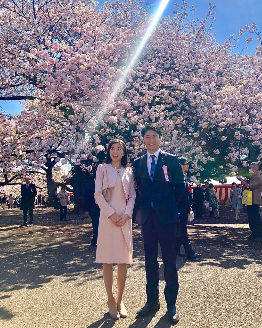 中曽根 康隆さんのインスタグラム写真 - (中曽根 康隆Instagram)「総理主催の【桜を見る会】 気持ち良い天気の中、綺麗な桜を見る事ができました。これから群馬へ向かいます🚅 #桜を見る会 #気持ち良い #これから地元へ #中曽根康隆」4月13日 11時15分 - yasutaka_nakasone