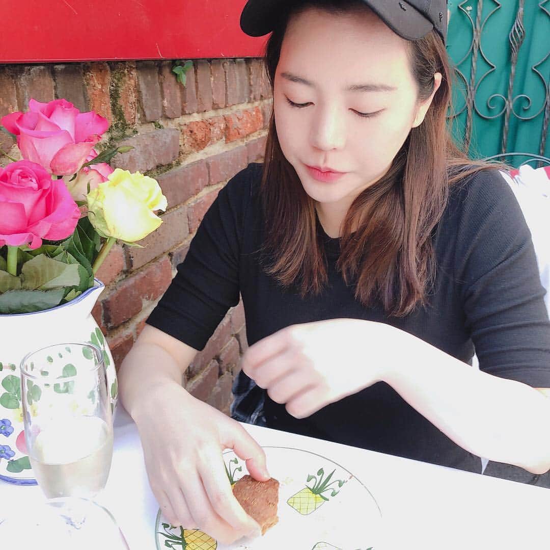 サニー のインスタグラム：「에너지 충전했으니까.. 슬슬....?!」