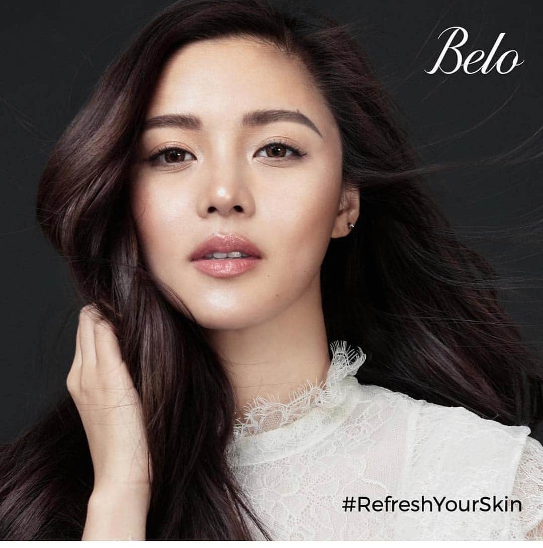 Kim Chiuさんのインスタグラム写真 - (Kim ChiuInstagram)「happy weekend!!!!!🌷#selfcare  Belo Skin Reboot!🌸 Skin Reboot is @belobeauty latest skin tightening treatment that uses radio frequency and micro-current technology to address sagging, loose skin in the face and body. Through this combination of dual energy, vitamin- and stem cell-enriched creams and emulsions are able to reach the skin cells. Collagen and elastin formation are also stimulated to help improve your skintone, lessen fine lines, and further contour the targeted area. It can also help improve blood flow and promote lymphatic drainage. Target:  This anti-aging procedure targets loose, sagging, and dehydrated skin. DOWNTIME: None. To get the best results, four sessions are recommended (done weekly or twice a week within a month). For patients who have undergone Belo Thermage or Ulthera, we recommend that you do this treatment once a month for maintenance. #BeloSkinReboot @belobeauty @victoria_belo @cristallebelo @rainierwong #refreshyourskin」4月13日 11時35分 - chinitaprincess