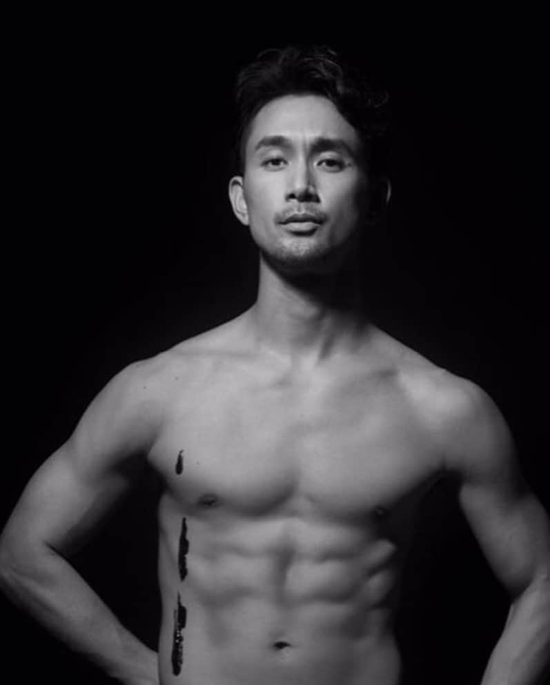 江口雅也さんのインスタグラム写真 - (江口雅也Instagram)「Which do you like?  photo by @davidtanphotography  #shooting #emporioarmani #malemodel #asianmodel #japanese @newiconforhim  #mensfashion #mensstyle  #davidtan #fashion #style #instafashion #instagood #instalike #instacool @masaya0429 @mannequinstudio」4月13日 11時36分 - masaya0429