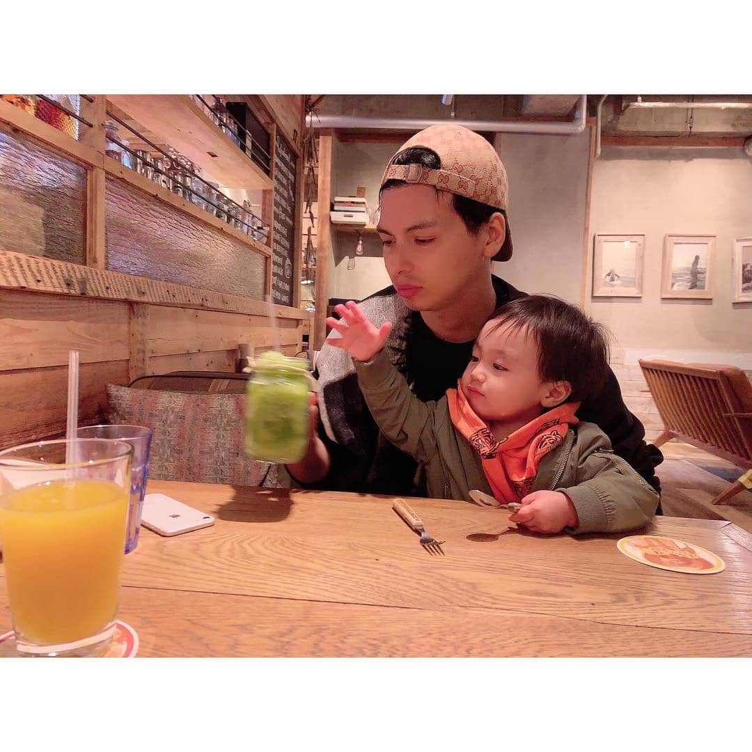 川崎希さんのインスタグラム写真 - (川崎希Instagram)「グリーンスムージー🥤 #cafe」4月13日 11時54分 - kawasakinozomi