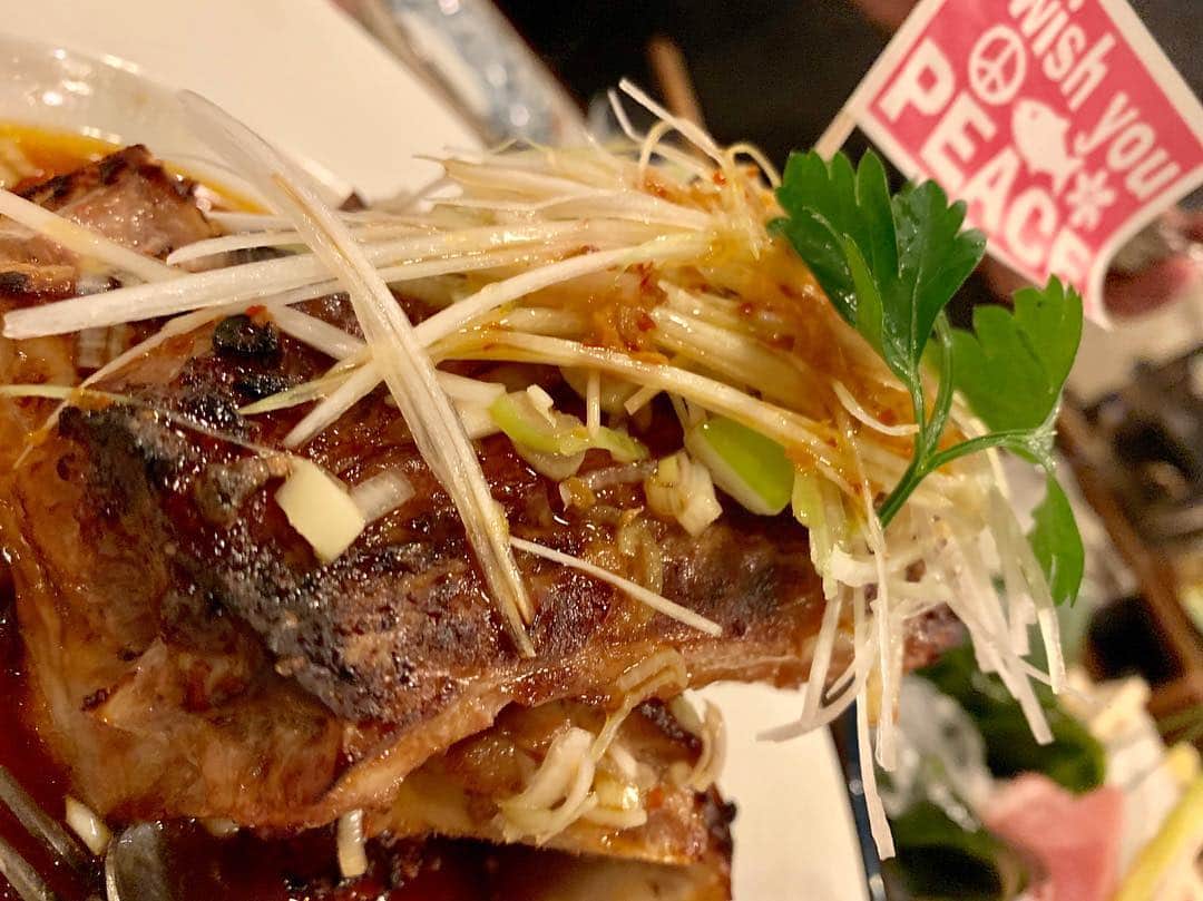KYOHEYさんのインスタグラム写真 - (KYOHEYInstagram)「前を通るたびに気になってた﻿ 神泉駅すぐの開花屋さんへ🐟﻿ ﻿ 外国人(欧米)のお客様が85%で、﻿ めちゃくちゃ活気のある店内🤤✨﻿ ﻿ お魚を中心に、創作和食料理を超満腹いただきました🤤✨めっちゃ好きー！ハマったー！🤤✨﻿ ﻿ #shibuya #shinsen #渋谷 #神泉 #開花屋 #KAIKAYA #nofishnolife #創作和食料理 #dinner #ディナー #TOKYO #JAPAN #fish #魚」4月13日 12時13分 - kyohey5