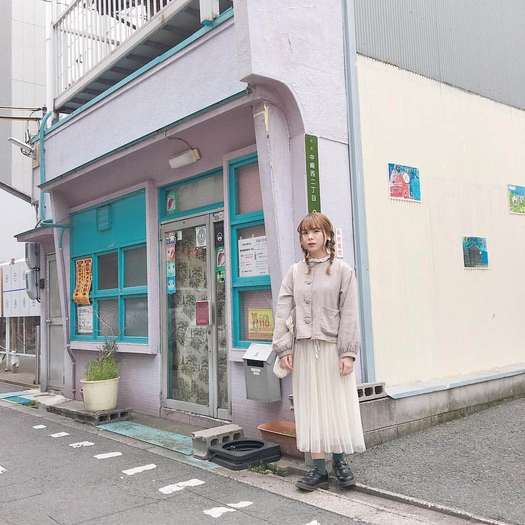 光永さんのインスタグラム写真 - (光永Instagram)「中崎町で撮ったいい写真をずっと載せそびれてたのでまとめる◎ . 今週末は舞台中です。 神保町花月で待ってます🥞 . . #中崎町  #中崎町巡り #レイヤードコーデ #サクラビル #ショートカット」4月13日 12時37分 - hinata_official__