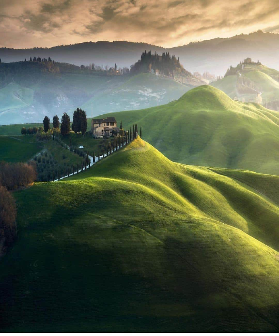 Wonderful Placesさんのインスタグラム写真 - (Wonderful PlacesInstagram)「Tuscany - Italy ✨💚💚💚✨ . Picture by ✨✨@ilhan1077✨✨ #wonderful_places for a feature 💚」4月13日 13時05分 - wonderful_places