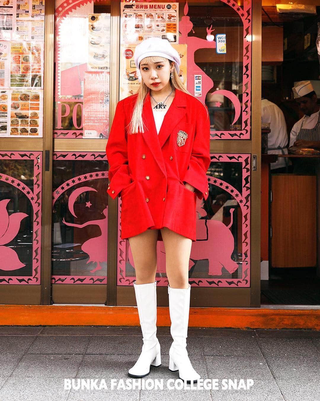 Droptokyoさんのインスタグラム写真 - (DroptokyoInstagram)「BUNKA FASHION COLLEGE SNAP  @bunka_fc  #文化服装学院 #bunkafashioncollege#pr#streetstyle#droptokyo#tokyo#japan#streetscene#streetfashion#streetwear#streetculture#fashion#shibuya#shinjuku Photography: @drop_tokyo」4月13日 13時24分 - drop_tokyo