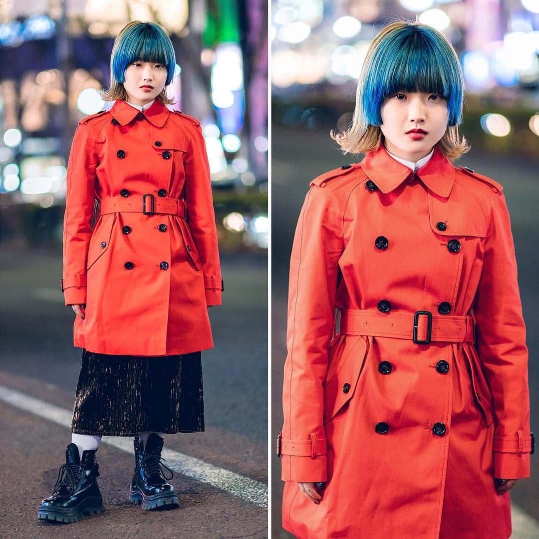 Harajuku Japanさんのインスタグラム写真 - (Harajuku JapanInstagram)「19-year-old Sakura (@sakurapon_k) on the street in Harajuku with a blue bangs hairstyle, Coach trench coat, vintage skirt, and Eytys x H&M platform boots.」4月13日 13時56分 - tokyofashion