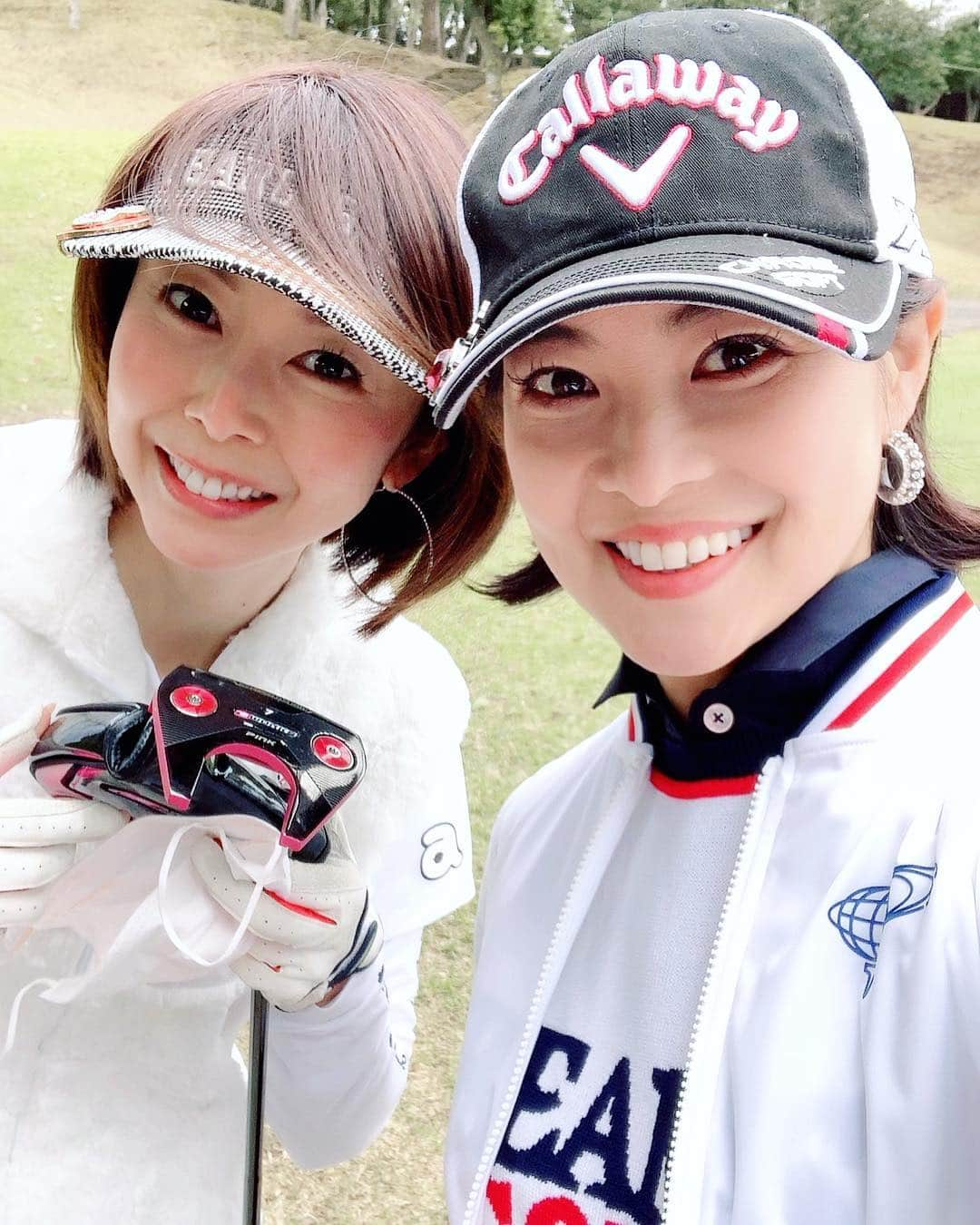 吉田玲奈さんのインスタグラム写真 - (吉田玲奈Instagram)「昨日はのぶちゃんとGOLF⛳️ 邪念が入りまくって全く気持ちよく打てず無念のゴルフだったけど、とっても楽しくてスコアより、雪も雨も降らずゴルフができる幸せを噛み締めて楽しみました♫ （のぶちゃん前回 雪ゴルフしてたからね☃️😭） 幸せとは健康で笑いあえる仲間がいて楽しい時間を共有出来ること✨❤️ ありがとうございます😋  #春ゴルフ #肌寒い #コースに桜 #ゴルフ大好き #楽しかった #ゴルフ #ゴルフコーデ #ゴルフ女子 #ゴルフ大人女子 #beamsgolf #ビームスゴルフ  #callaway #callawayapparel #archivio #monzee #ゴルフ女子コーデ #ゴルフウエア #ゴルフウェア #callawaygolf  #epicflash # #reinagolf」4月13日 14時03分 - reina.yoshida.ciel.1218