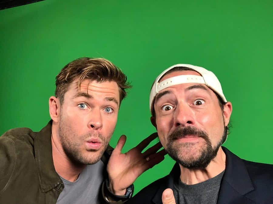 クリス・ヘムズワースさんのインスタグラム写真 - (クリス・ヘムズワースInstagram)「The man, the myth, the legend. The one and only @thatkevinsmith !!! Stoked to be a part of his next film Jay and Silent Bob Reboot. What a pleasure it was hanging out mate 👍👍👍👍」4月13日 14時19分 - chrishemsworth