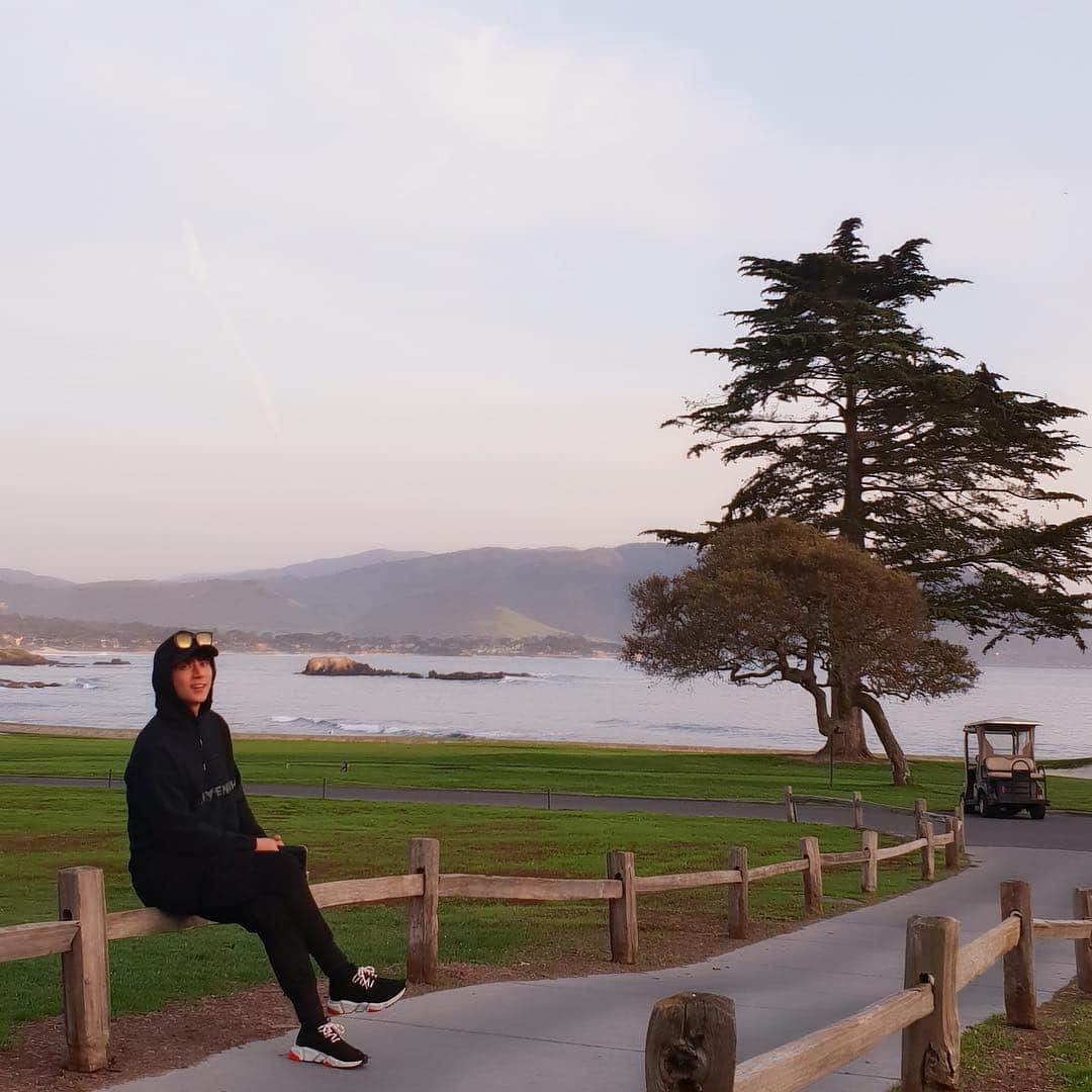 ファン・チヨルさんのインスタグラム写真 - (ファン・チヨルInstagram)「아름다웠던 Pebble beach #황치열#샌프란시스코#페블비치」4月13日 14時48分 - chiyeul7102
