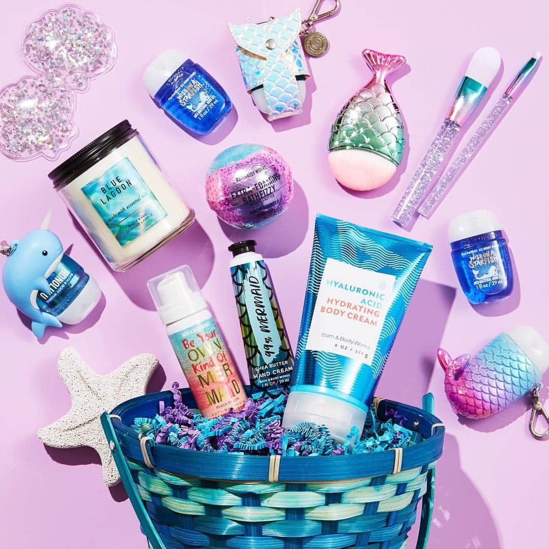 Bath & Body Worksさんのインスタグラム写真 - (Bath & Body WorksInstagram)「The Easter Bunny 🐰 is almost here! Swipe ➡️ for some last-minute gift ideas!」4月14日 0時13分 - bathandbodyworks