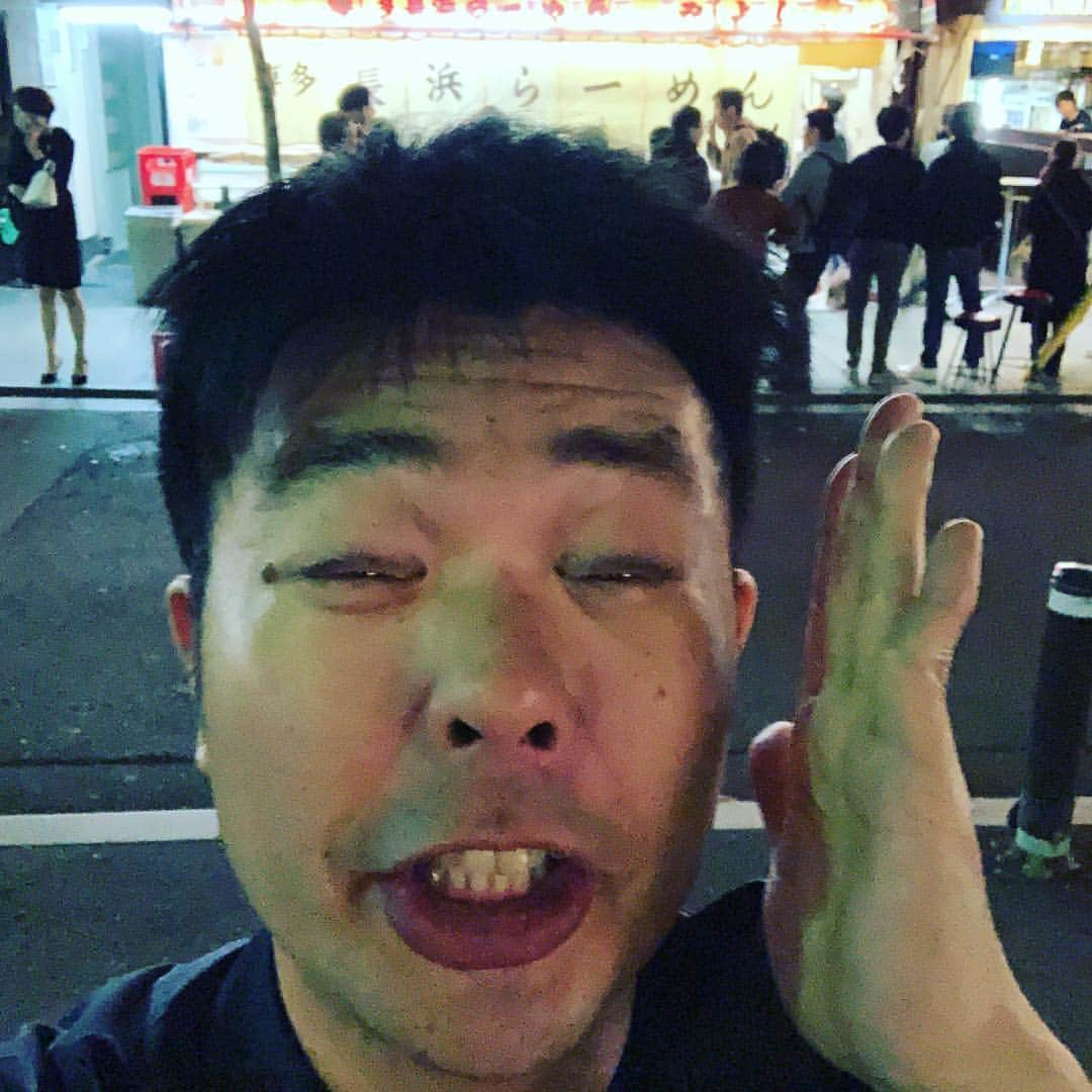 西川晃啓さんのインスタグラム写真 - (西川晃啓Instagram)「気絶京都  今週2回目の京都で気絶 #あるある探検隊#レギュラー#気絶#気絶の日々#ギャグ#今週#京都#多い#祇園#花月#漫才#夜ご飯#長浜ラーメン#みよしラーメン#有名#初#昔からある」4月14日 0時55分 - kizetu