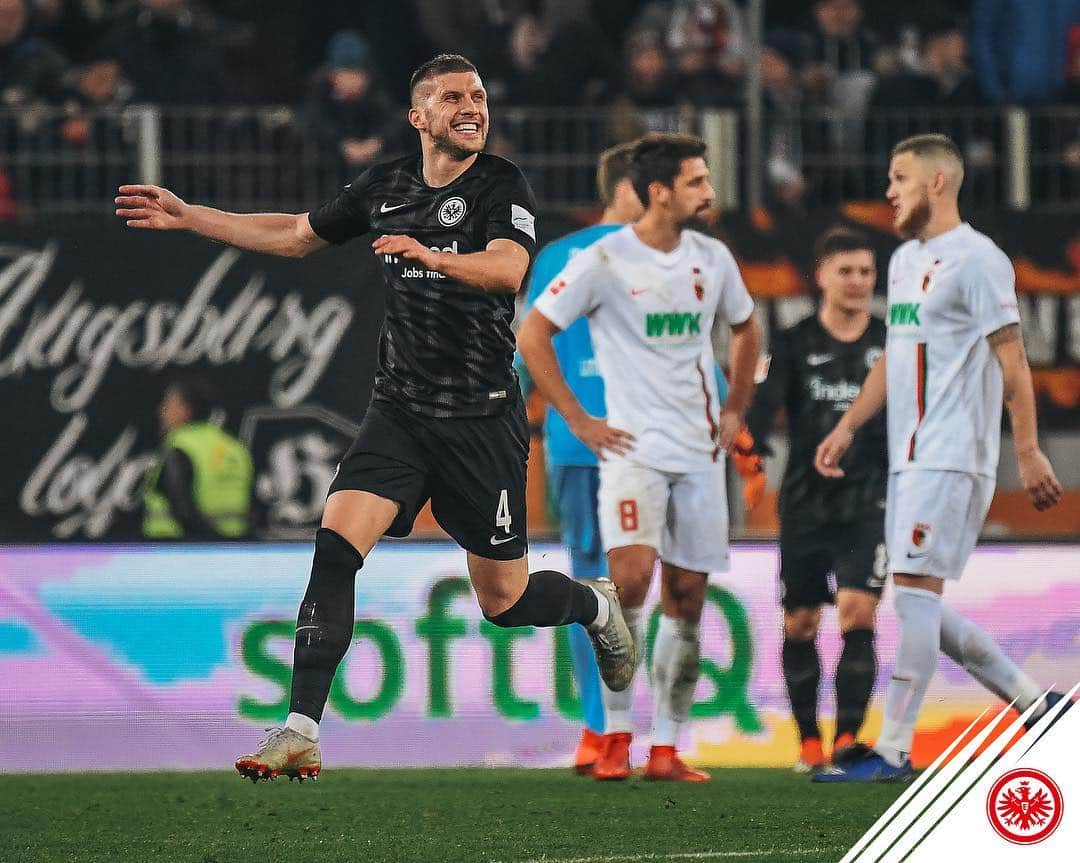 アイントラハト・フランクフルトさんのインスタグラム写真 - (アイントラハト・フランクフルトInstagram)「🔜 #SGEFCA ⚽️😁 • • #bundesliga #sge #eintracht #frankfurt #eintrachtfrankfurt」4月14日 1時03分 - eintrachtfrankfurt