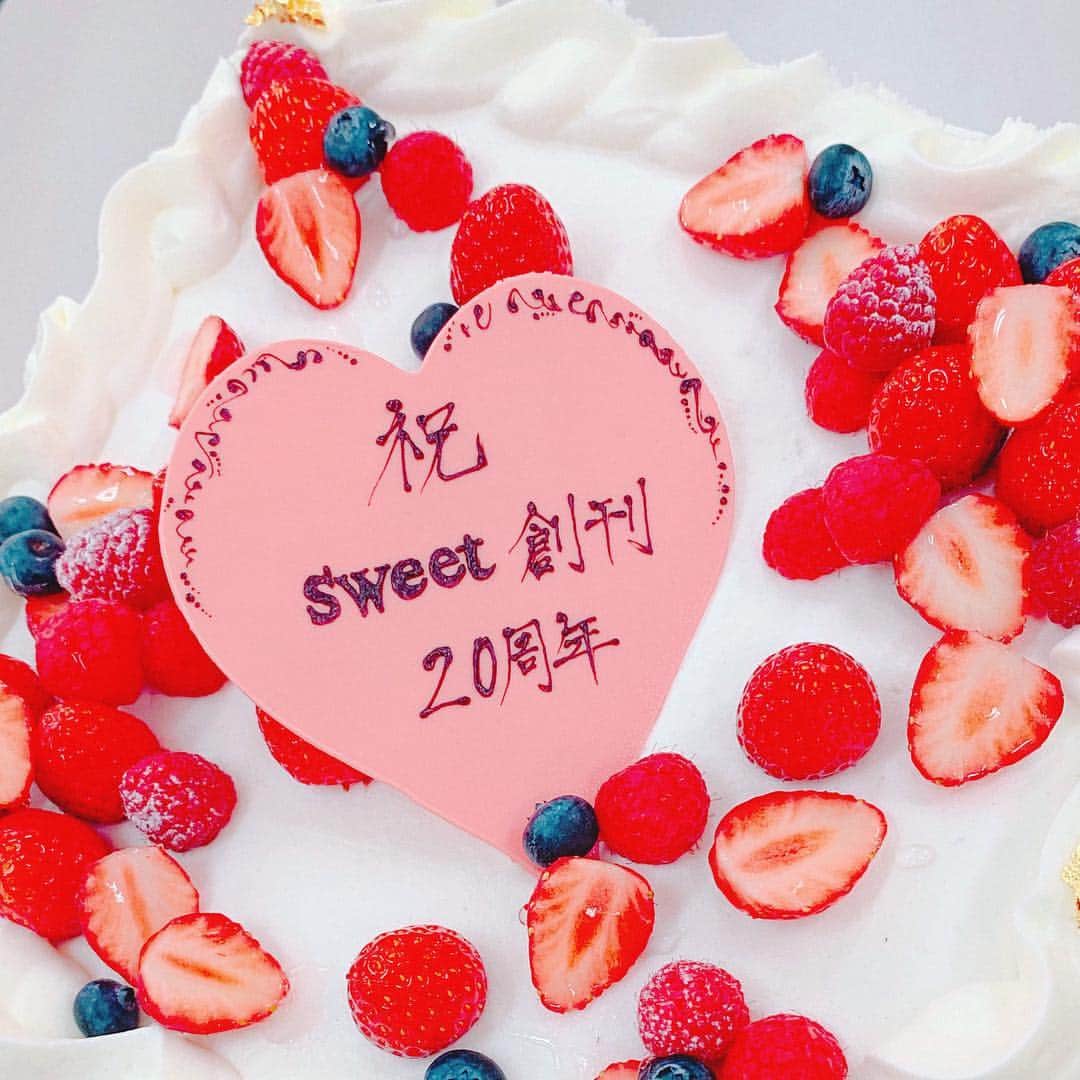 佐原モニカのインスタグラム：「SweetCollection💜」