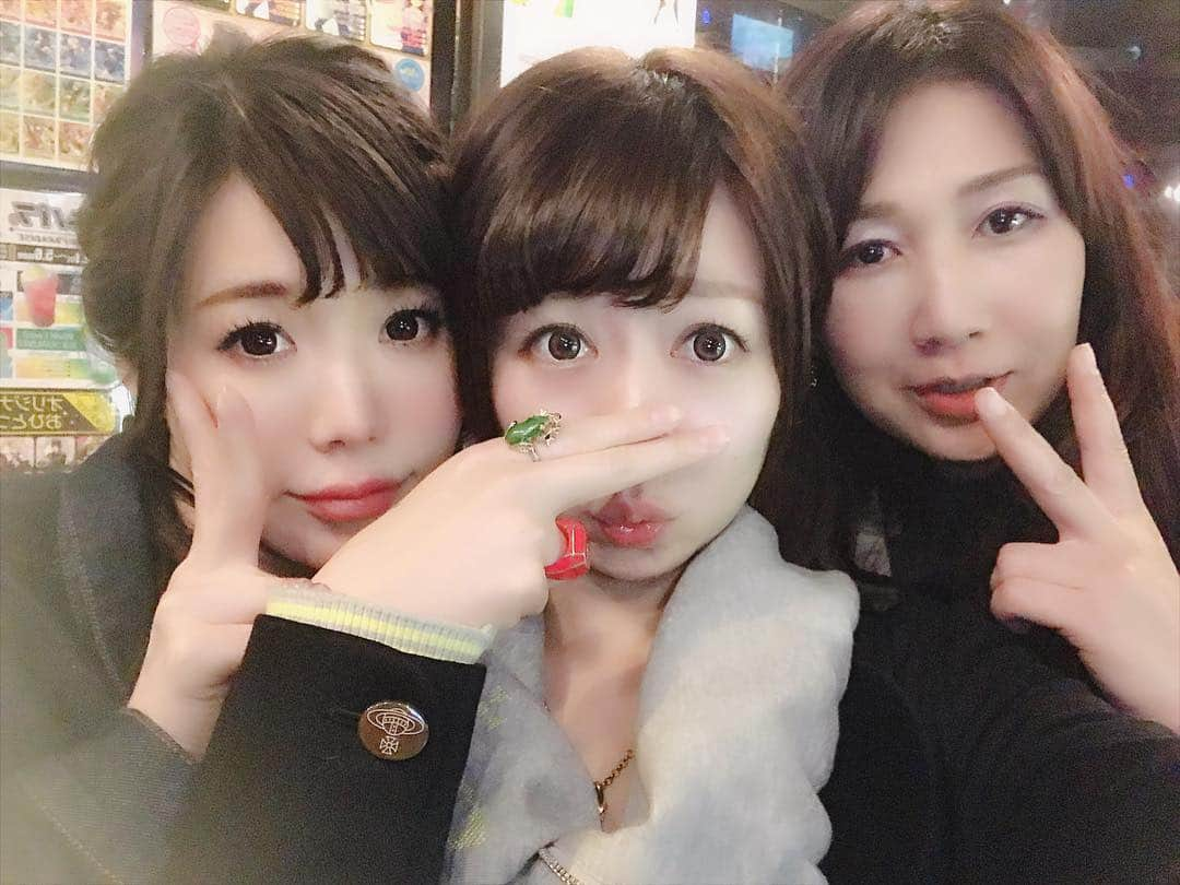 岩政久美子さんのインスタグラム写真 - (岩政久美子Instagram)「大阪エロの陣に出させて頂きました☀︎ 久々の涼子さんとななこさんのイベント。エロはしゃぎにゲラゲラ笑った🤤♡笑 3年ぶりに涼子さんとななこさんのファンの方とお会いできて嬉しかったなぁ(*´∀｀*)いっぱい喋ったし☀︎ 相変わらず温かいイベントでした♡」4月14日 1時21分 - nyankoteacher10