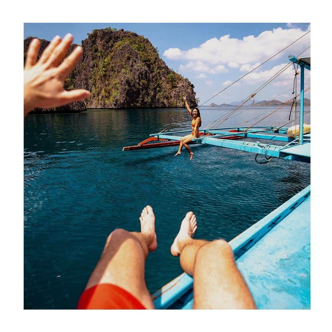 スイムズのインスタグラム：「Diving into the weekend like 🌊⠀ Where are you spending your next vaca? Let us know in the comments below!⠀ #instaweekend #mensstyle #travelbug⠀ 📷: @martinsolhaugen」