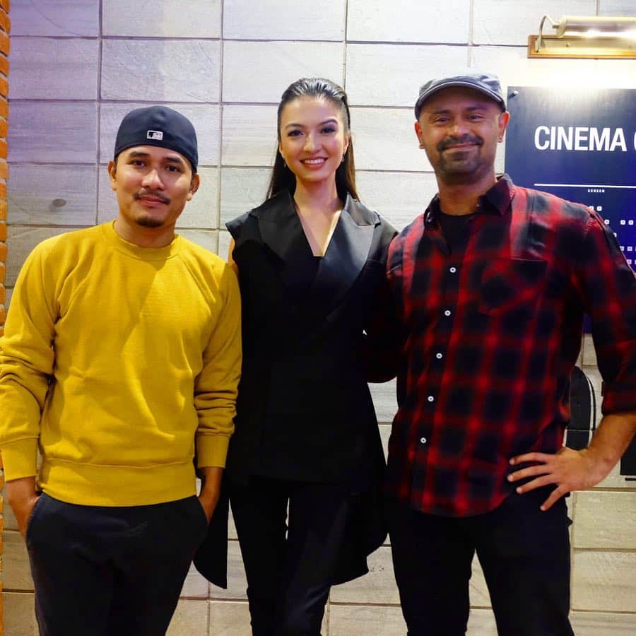 ラライン・シャーのインスタグラム：「Bersama cast Police Evo @mike_lucock dan @tantaginting di jumpa pers. Gak sabar buat kalian nonton aksi kita bertiga di film laga pertamaku tgl 18 April !」
